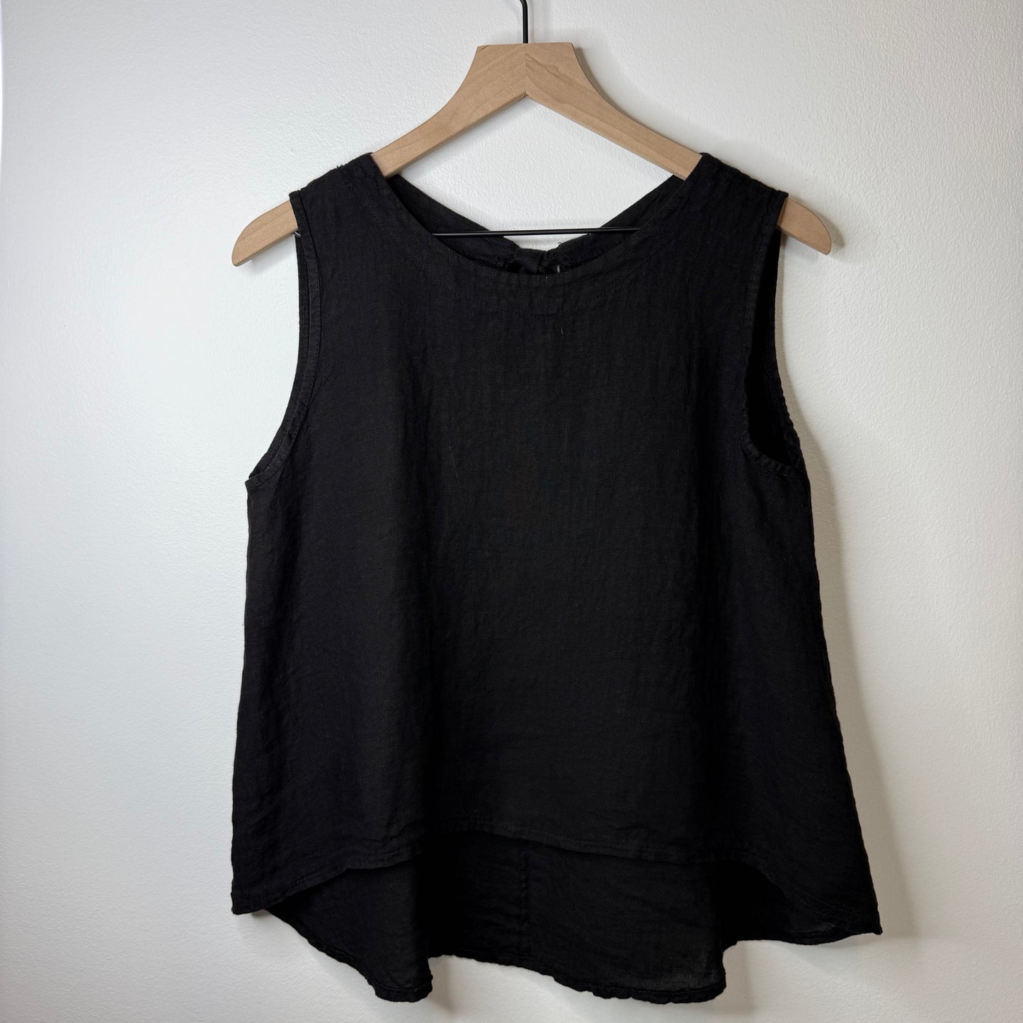 Florence Linen Sleeveless Top with Back Bow