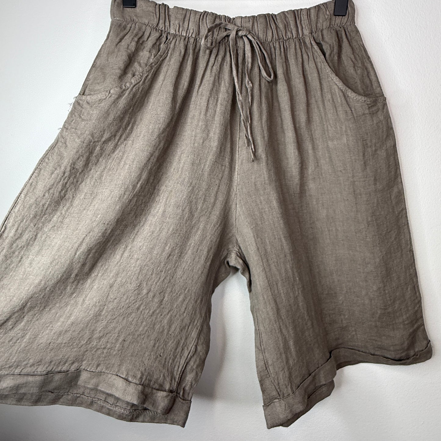 Positano Linen Shorts