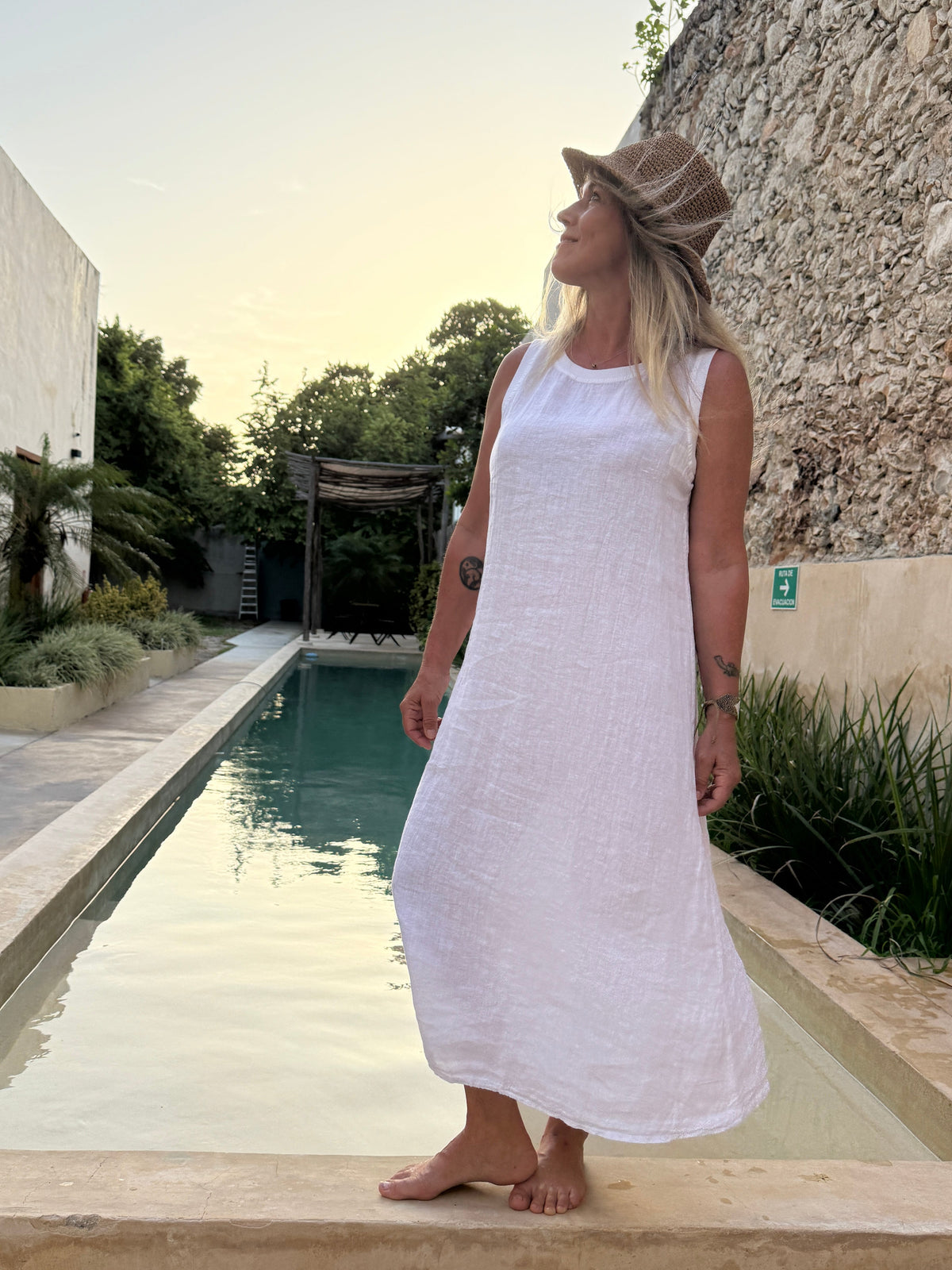 Florence Essential Sleeveless Linen Dress