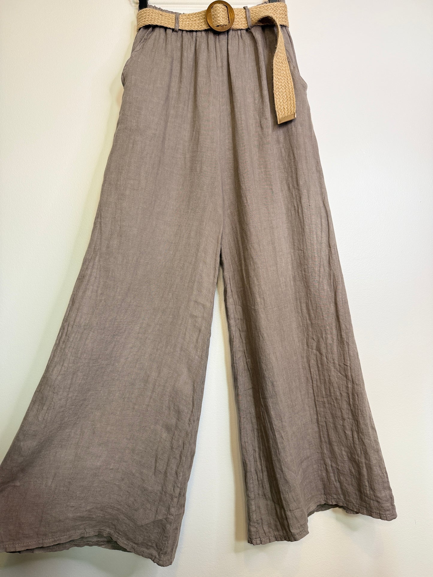 Sasha Linen Pants in Taupe with woven straw belt